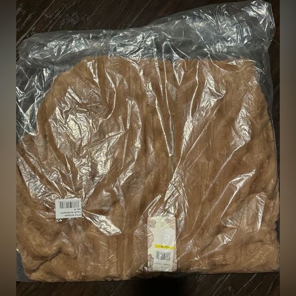 🤎 NWT! Band of the Free Faux Fur Hooded Jacket - Picture 5 of 8